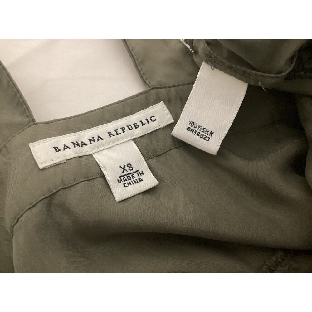 Banana Republic silk sleeveless top tiered ruffles size XS olive green - Picture 6 of 6